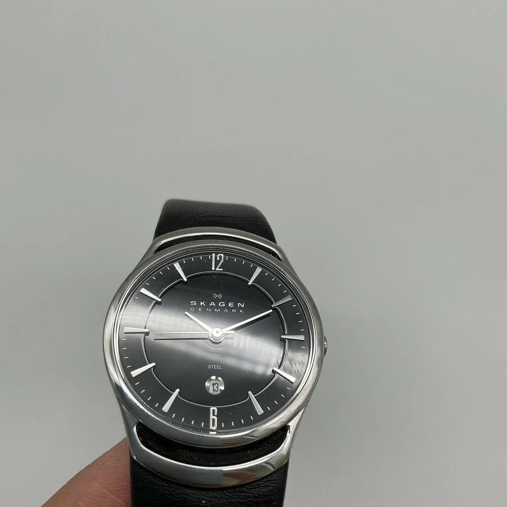 Skagen 597SLB Womens Watch 30mm Black Dial Leather Date Stainless New Battery